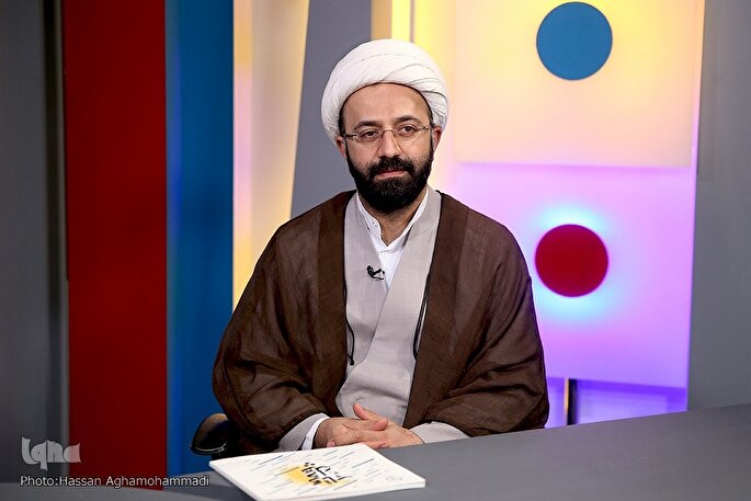 قرآن کتابی برای همه نیازها و همه زمان‌هاست