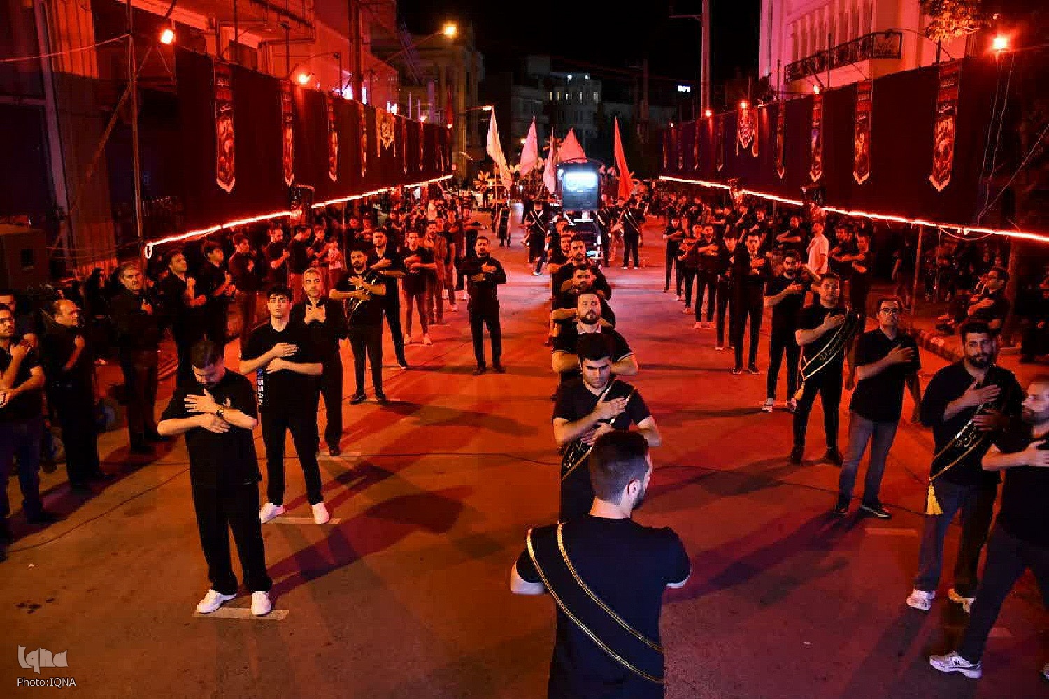 حضور امام جمعه ماکو در جمع عزاداران حسینی