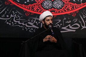 حضرت عباس(ع) سقای آب و اسوه ادب است