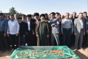 عکس | آیین تشییع شهید «محمود زینی‌وند» در خرم‎آباد