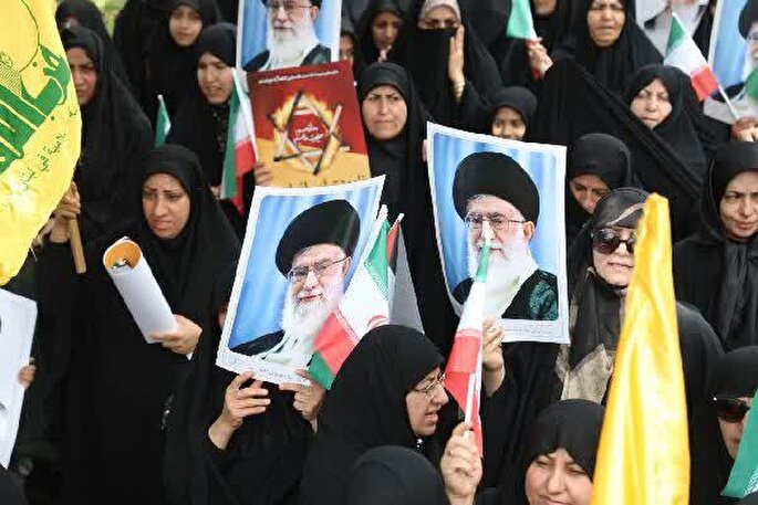 راهپیمایی «جمعه‌های خشم و نصر» در شهرکرد برگزار شد + عکس و فیلم