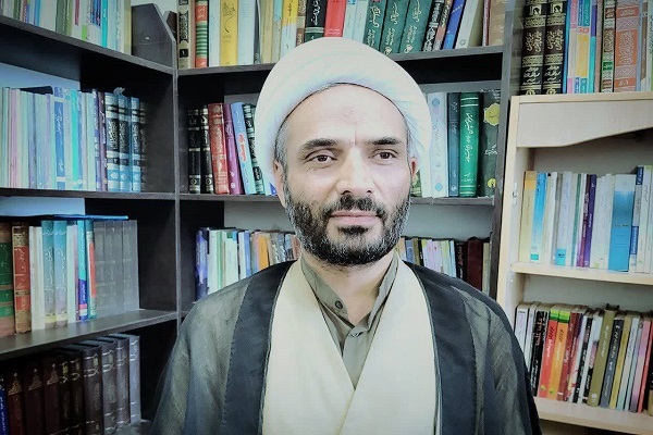 حجت‌الاسلام حسین محمددوست، مدرس مدرسه علمیه بیرجند