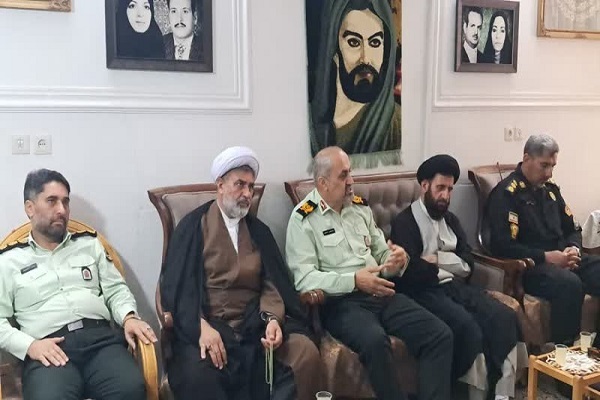 خون شهدای دفاع مقدس ۱۲ روزه نویدبخش طلوع پیروزی نهایی بر صهیونیسم جنایتکار است