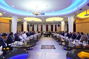 عکس | نشست بررسی جنگ ۱۲ روزه آمریکایی صهیونیستی علیه ایران در لرستان