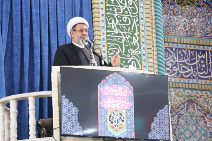 مسلمان و غیر مسلمان تشنه عدالت هستند