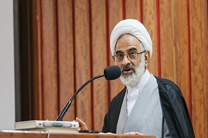 مسجد محل کادرسازی برای نظام ولایت است