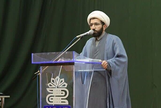 مسجد سنگر جهاد تبیین در جامعه است