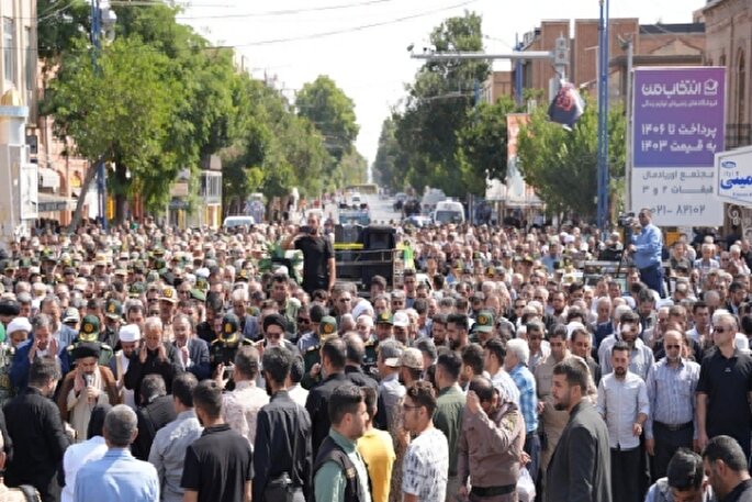 تشییع پیکر شهید سردار «جواد نارنجی» در ارومیه