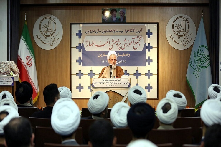 تخصصی‌شدن علوم، آفاق کتاب و سنت را بر ما خواهد گشود