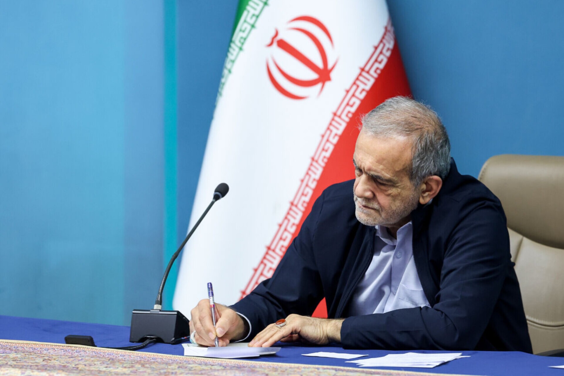 حمایت ویژه از مادران باردار با «کارت امید مادر» از سال آینده