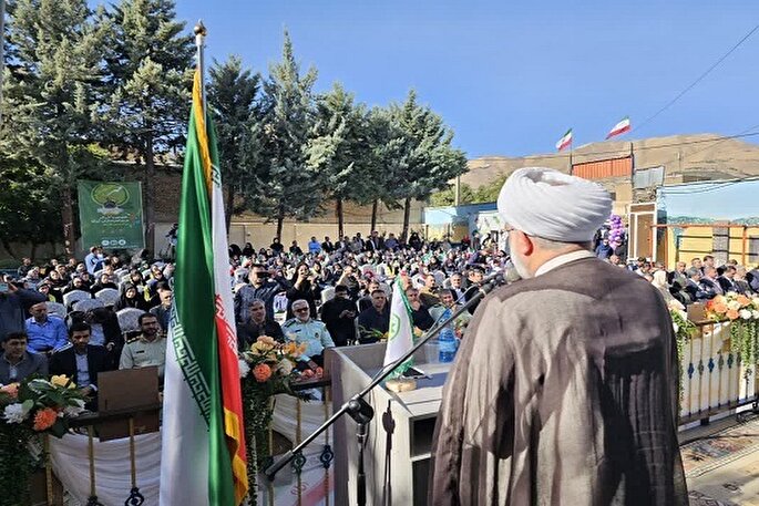 تلاش علمی و توجه به معنویت؛ رمز موفقیت دانش‌آموزان