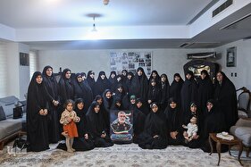 برپایی محفل بانوان فعال قرآنی در خانه شهید حاجی‌زاده