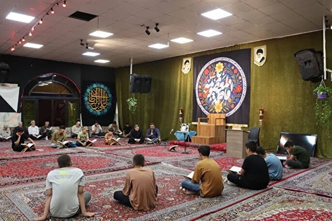 یاد شهدا در دل مردم ماهدشت زنده می‌ماند