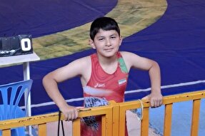 نوجوان عضو «اُسوه» قهرمان مسابقات کشتی آزاد شد + فیلم