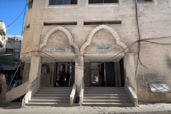 طنین اذان در مسجد «توحید» غزه پس از آتش‌بس + فیلم