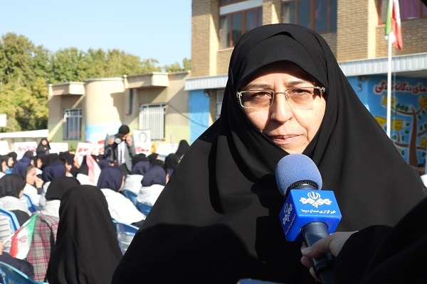 نقش معلمان در زنده نگه داشتن آرمان‌های دفاع مقدس تأثیرگذار است