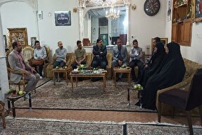 دیدار اعضای جهاددانشگاهی قم با مادر شهید سید امیرحسین فقهی