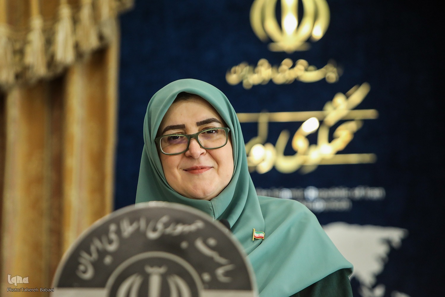 دولت تصمیمی برای حذف ارز ترجیحی کالاهای اساسی و دارو ندارد