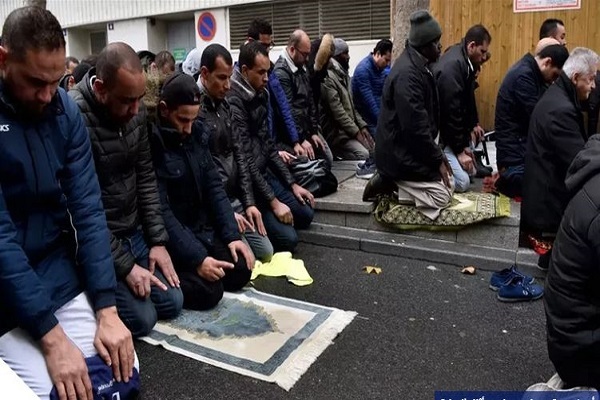 توهین و هتاکی به نمازگزاران مسلمان در آمریکا