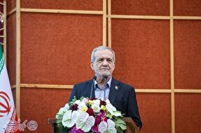 رفع مشکلات کشور با خودانتقادی و خدمت صادقانه ممکن است