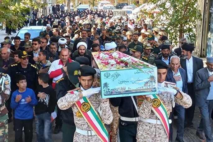 عکس | تشییع پیکر شهدای گمنام در لرستان