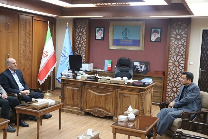 لزوم استفاده از ظرفیت جهاددانشگاهی برای آموزش زبان فارسی به دانشجویان خارجی