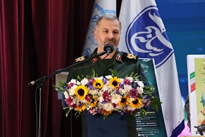 لزوم تقویت امید، ایثار و هویت ملی در مدارس