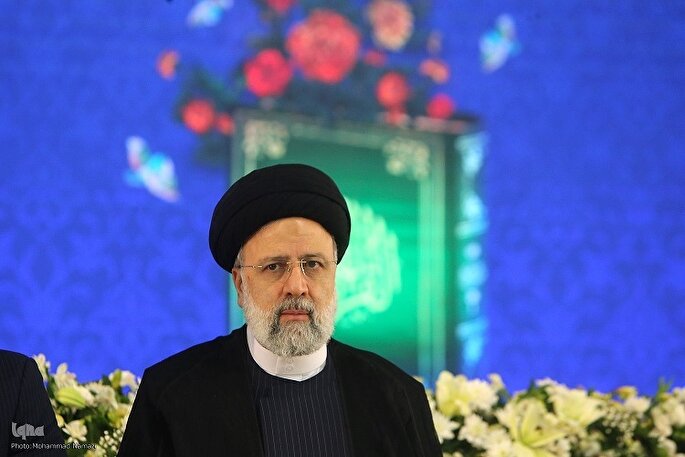 مرد خستگی‌ناپذیر خدمت + فیلم