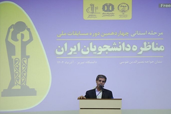 حل مشکلات کشور در گرو استفاده از ظرفیت دانشجویان در مدیریت کشور است