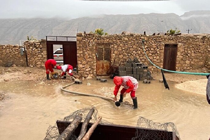 امدادرسانی به بیش از ۱۴۵۰ نفر طی بارش‌های اخیر در فارس
