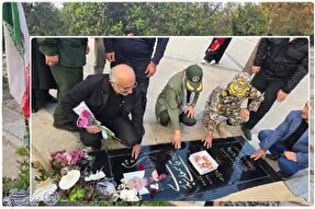 آیین معنوی غبارروبی و عطر افشانی به مناسبت هفته بسیج