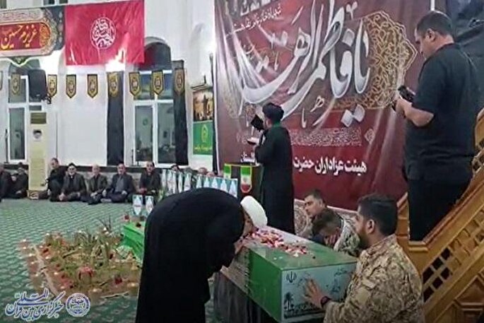 وداع مردم گلبستان با شهید گمنام در شام غریبان فاطمی