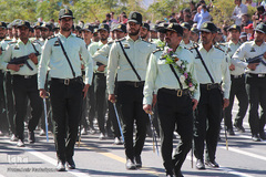 رژه نیروهای مسلح در بیرجند