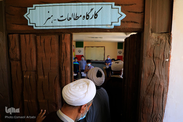 بازدید نماینده ولی فقیه در خراسان‌جنوبی از مدرسه قرآنی بیرجند