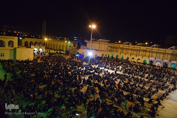 قرار بندگی؛ احیای شب ۲۳ رمضان در امامازادگان باقریه بیرجند