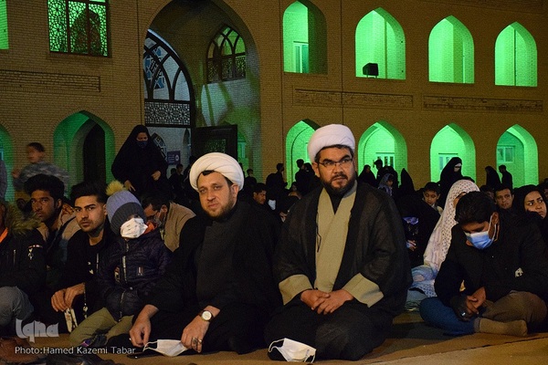 قرار بندگی؛ احیای شب ۲۳ رمضان در امامازادگان باقریه بیرجند