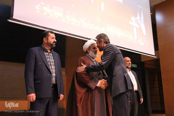 تکریم از اعضای ستاد اربعین حسینی در بیرجند