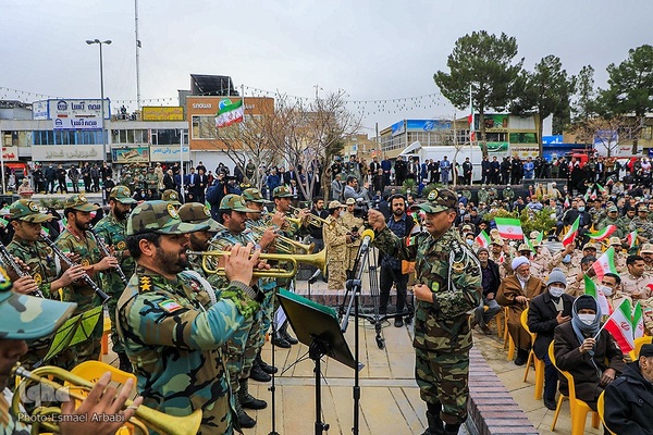 جشن انقلاب در بیرجند