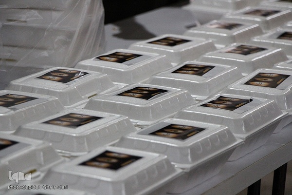 اطعام حسینی در نخستین روز محرم