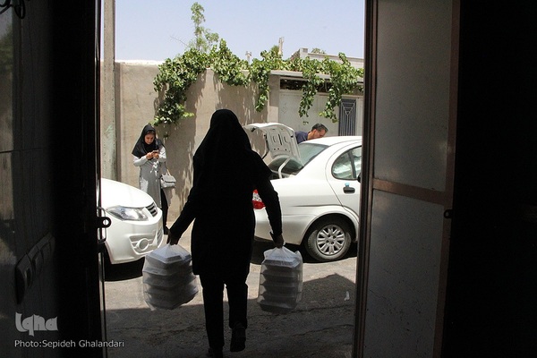 اطعام حسینی در نخستین روز محرم