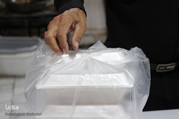 اطعام حسینی در نخستین روز محرم