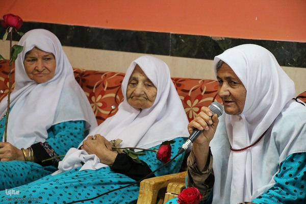 حضور استاندار خراسان‌جنوبی در مرکز نگهداری سالمندان مجتمع حضرت علی اکبر(ع)