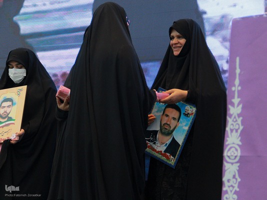 اجتماع دختران حاج قاسم