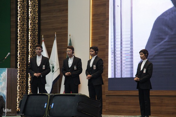 ویژه برنامه پرواز اردیبهشت؛ مراسم گرامیداشت اولین سالگرد شهدای خدمت