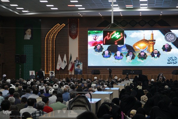 ویژه برنامه پرواز اردیبهشت؛ مراسم گرامیداشت اولین سالگرد شهدای خدمت