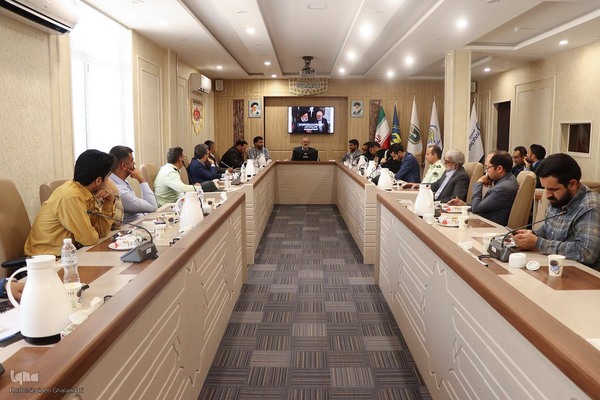 نشست مدیران و نخبگان رسانه‌ای خراسان جنوبی با معاون سابق پارلمانی شهید رئیسی