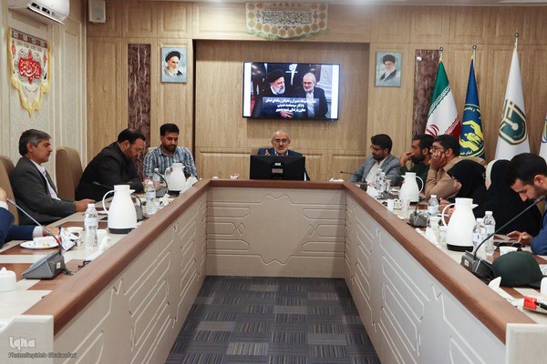 نشست مدیران و نخبگان رسانه‌ای خراسان جنوبی با معاون سابق پارلمانی شهید رئیسی