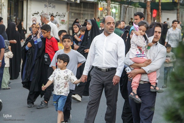 حضور حماسه‌ساز بیرجندی ها در مهمانی کیلومتری غدیر