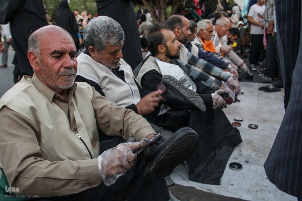 حضور حماسه‌ساز بیرجندی ها در مهمانی کیلومتری غدیر