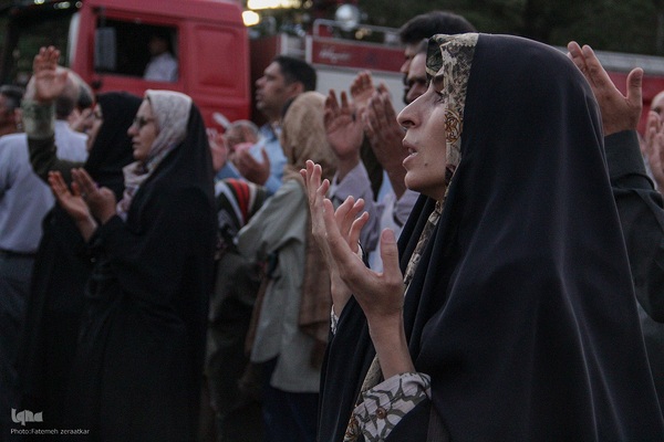 حضور حماسه‌ساز بیرجندی ها در مهمانی کیلومتری غدیر